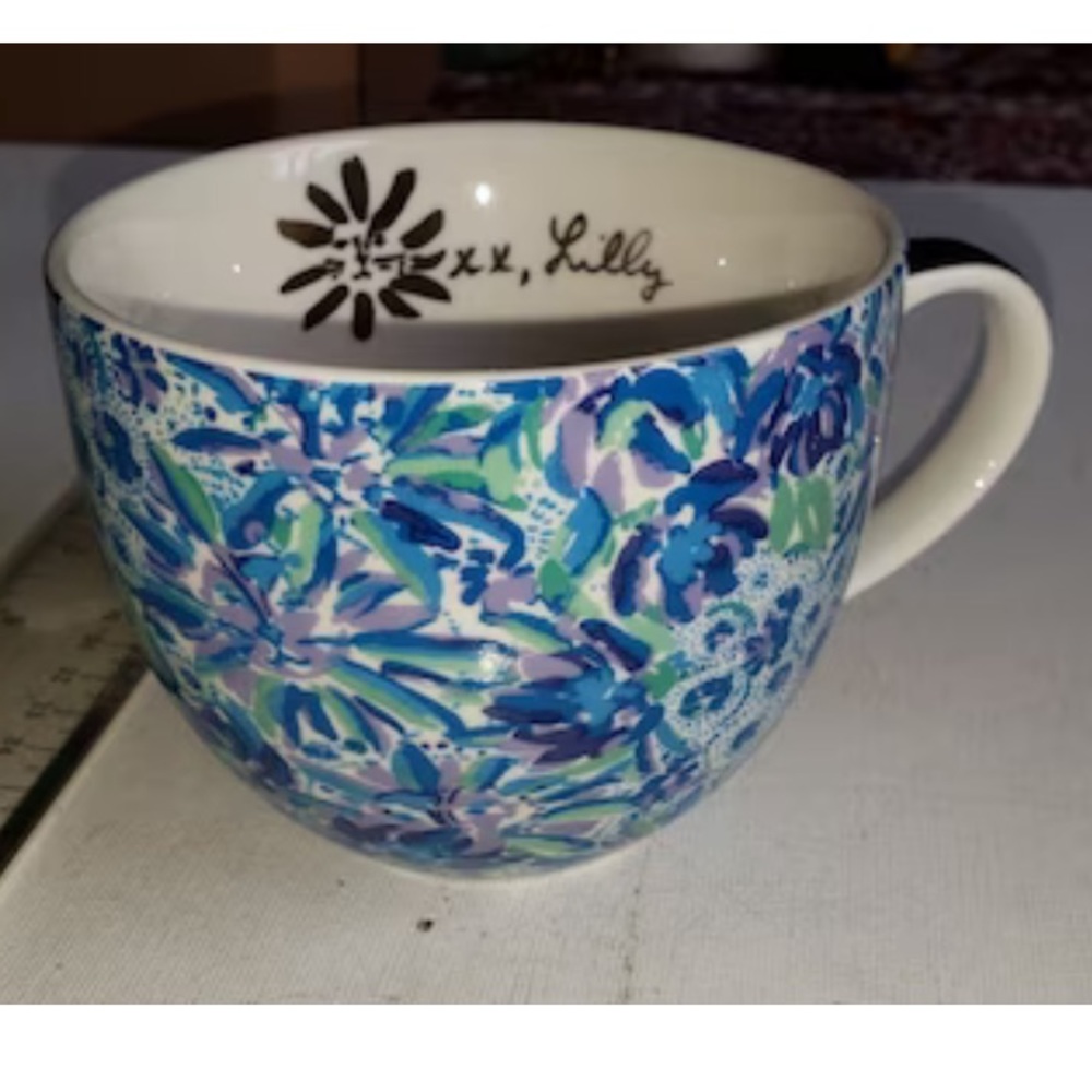 Lilly Pulitzer ceramic mug
